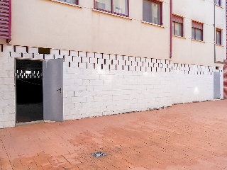 Local en C/ Francisco Tomás y Valiente - Santander - Cantabria 3
