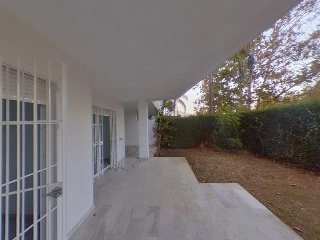 Vivienda con garaje en Urb Guadalmina Baja Compleo Hoyo 15 35