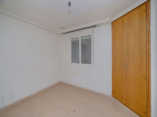 Piso en C/ Bergatín, Torrevieja (Alicante) 8