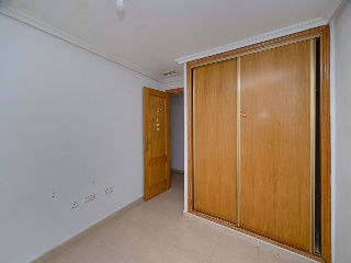 Piso en C/ Bergatín, Torrevieja (Alicante) 11