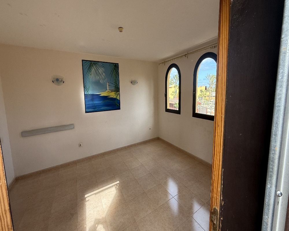 Piso en C/ Pedro y Guy Vandaele, La Oliva (Las Palmas)