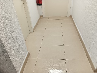 Local y 2 plazas de garaje en Av. de las Américas (Edif. América), Málaga 9