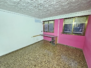 Piso en  C/ Poetisa Leonor Perales, Valencia 10