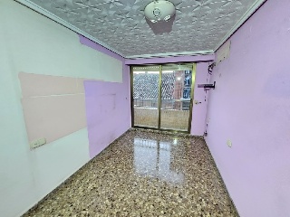 Piso en  C/ Poetisa Leonor Perales, Valencia 13