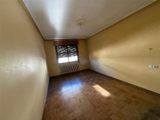 AV FRANCISCO CABRERA 7