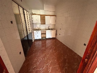 AV CONSTITUCIÓN 5