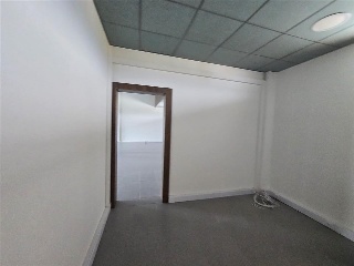 Polígono Industrial de Bayas, 16 8