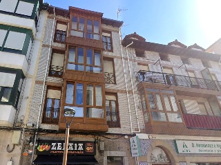 Piso en venta en Castro-urdiales de 130  m²