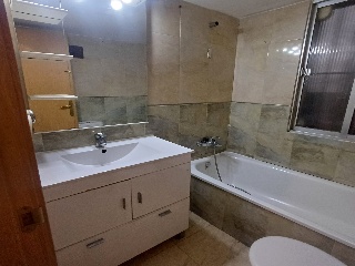 Piso en C/ Germán Pérez Carrasco, Madrid 9