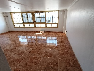 Local en C/ Acebuche 2