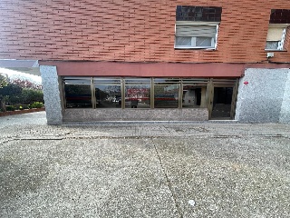 Local en venta en Sant Boi De Llobregat de 140  m²