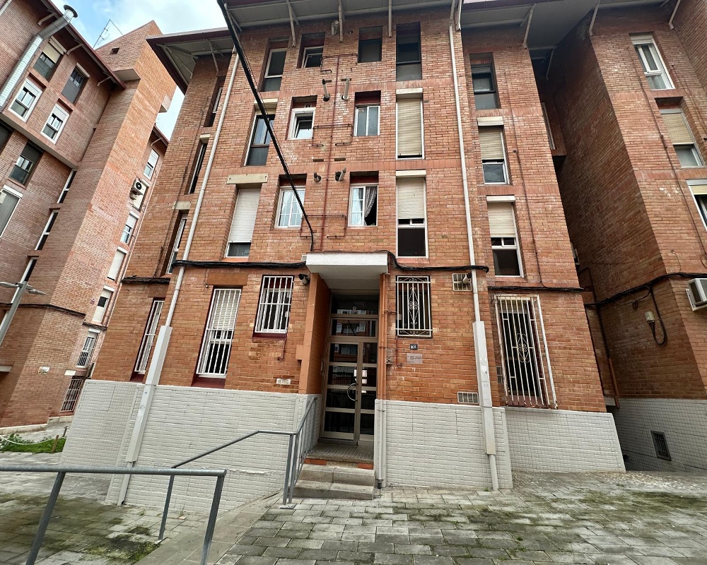 Piso  en Pz Roures - Sabadell - Barcelona