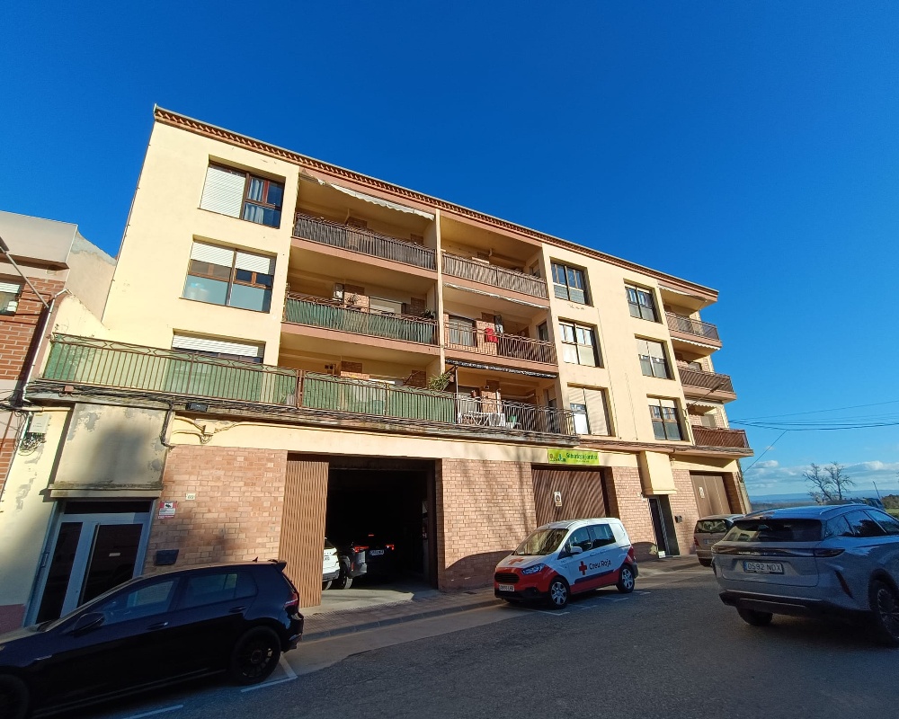 Piso en C/ Miralbo - Alcoletge - Lleida