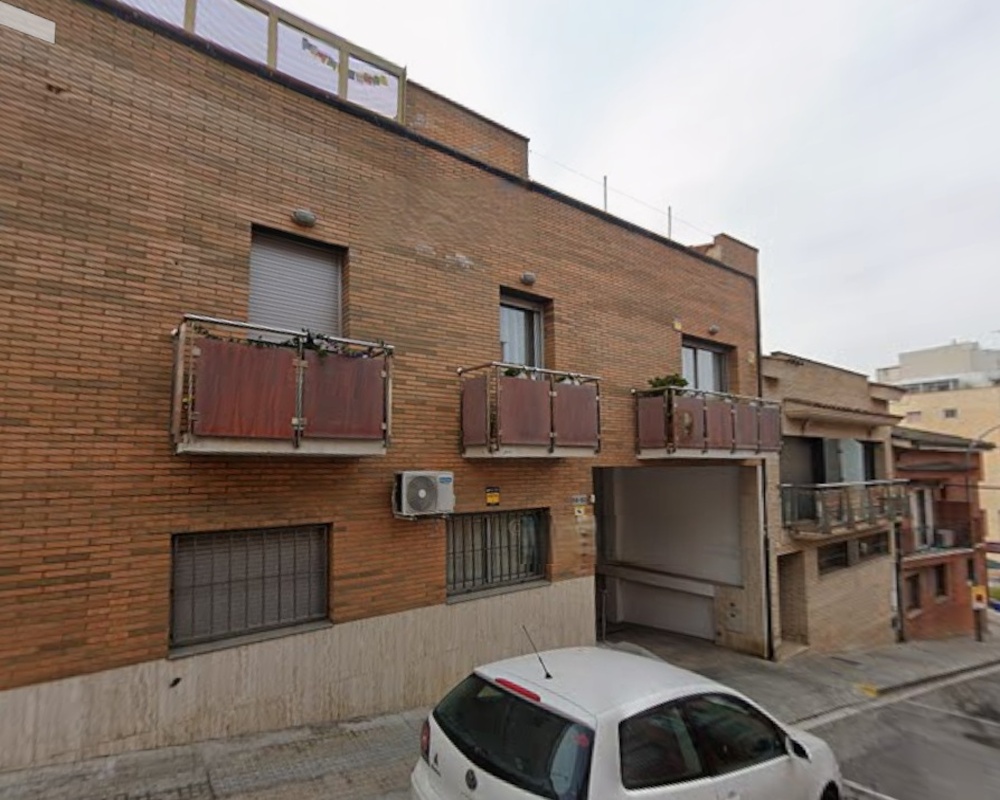 Plaza de garaje en C/ La Pastora, Rubí (Barcelona)