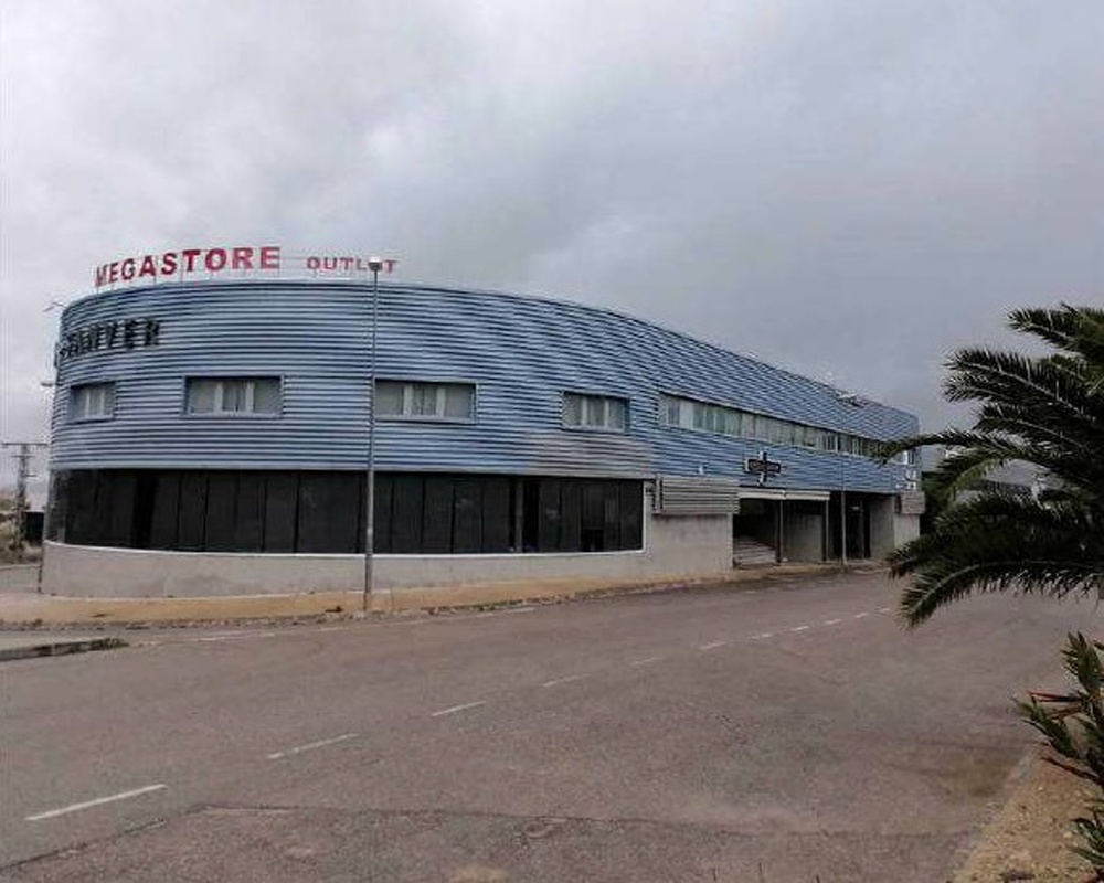 Local en C/ El Monastil/ C/ El Pantano - Elda - Alicante