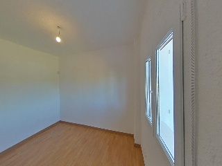 Piso en C/ Clara Campoamor - Madrid - 19