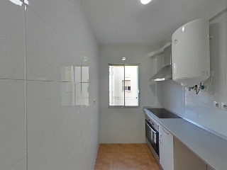 Piso en C/ Clara Campoamor - Madrid - 27