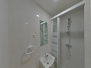 Piso en C/ Clara Campoamor - Madrid - 30
