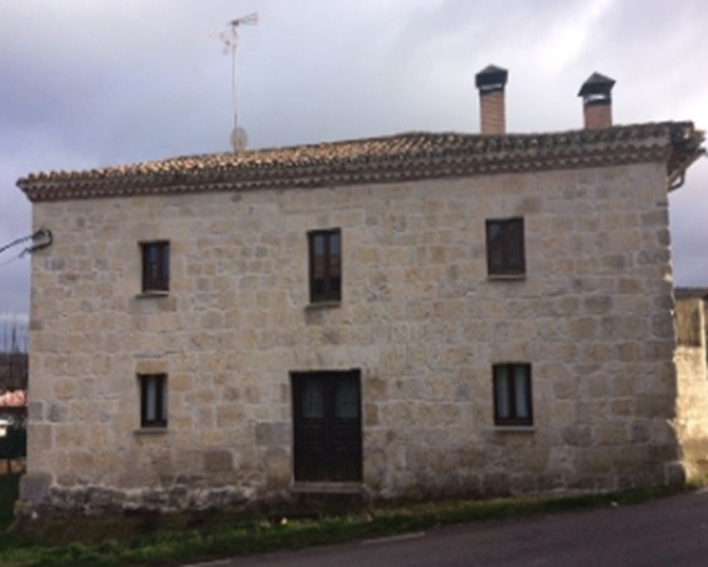 Casa en C/ La Fuente, Mansilla de Burgos (Burgos)