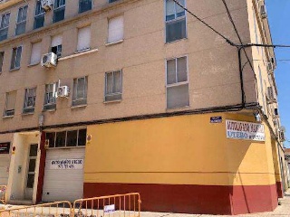 Local en venta en Utebo de 120  m²