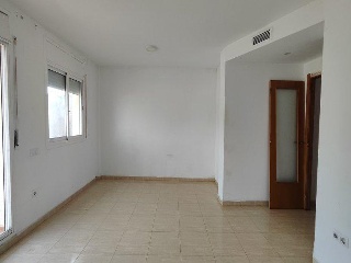 Piso en C/ Pais Valencia  - Deltebre - Tarragona 2