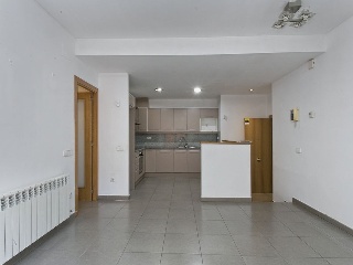 Piso en C/ Ángel Guimera - Manlleu - Barcelona 3