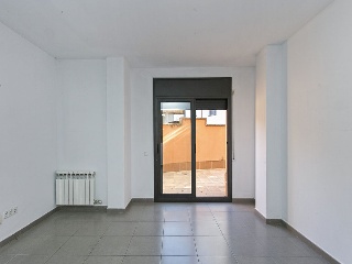 Piso en C/ Ángel Guimera - Manlleu - Barcelona 5