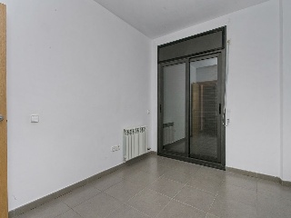 Piso en C/ Ángel Guimera - Manlleu - Barcelona 12