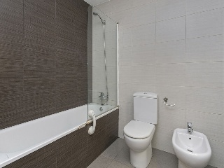 Piso en C/ Ángel Guimera - Manlleu - Barcelona 17