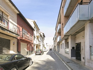 Piso en C/ Ángel Guimera - Manlleu - Barcelona 25