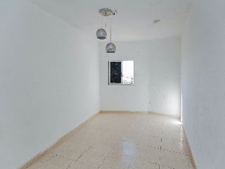 Piso en C/ Luchana - Almería - 3