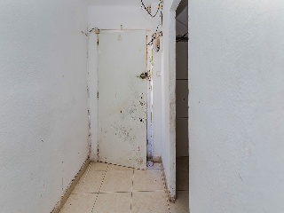 Piso en C/ Luchana - Almería - 13
