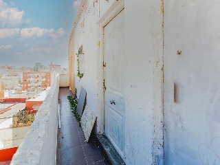 Piso en C/ Luchana - Almería - 16