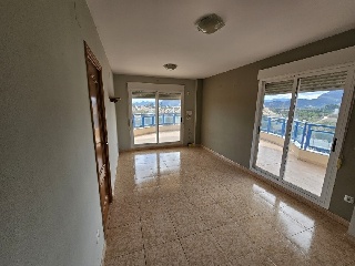 Piso con garaje y trastero en Tavernes de la Valldigna (Valencia) 4