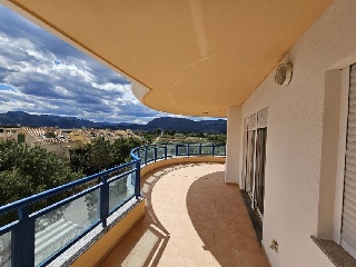 Piso con garaje y trastero en Tavernes de la Valldigna (Valencia) 8