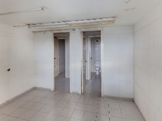 Local en C/ Poeta Querol,  Oliva (Valencia) 32