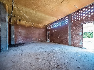 Local en C/ Guatemala  - Cuéllar - Segovia 23