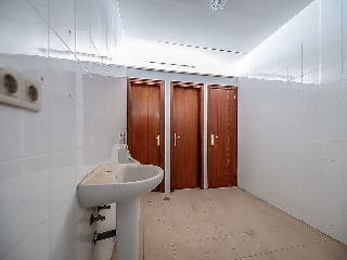 Local en C/ Guatemala  - Cuéllar - Segovia 28