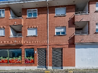 Local en C/ Guatemala  - Cuéllar - Segovia 31