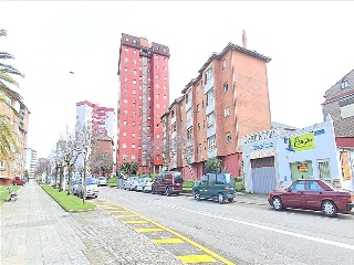 Cardenal Herrera Oria 10