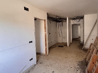 DEL RAVAL Y A LA CALLE MARTI LHUMA 9