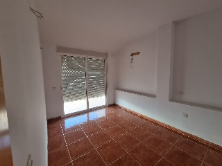 Pisos y dúplex en C/ Hernán Cortés 7