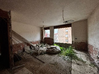 Edificio en construcción en C/ Ángel Guimera, Salt (Girona) 13