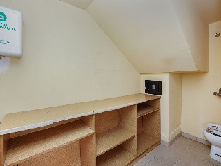 Local en C/Vilanova de la Muga 13