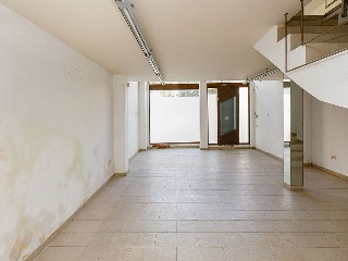 Local en C/Vilanova de la Muga 21