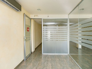 Local en C/Vilanova de la Muga 24