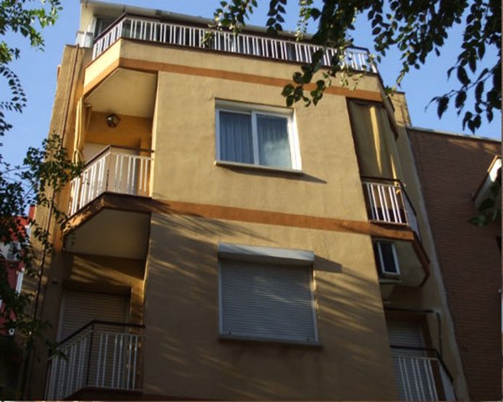 Piso  en C/ Miguel Romeu - L´Hospitalet de Llobregat - Barcelona