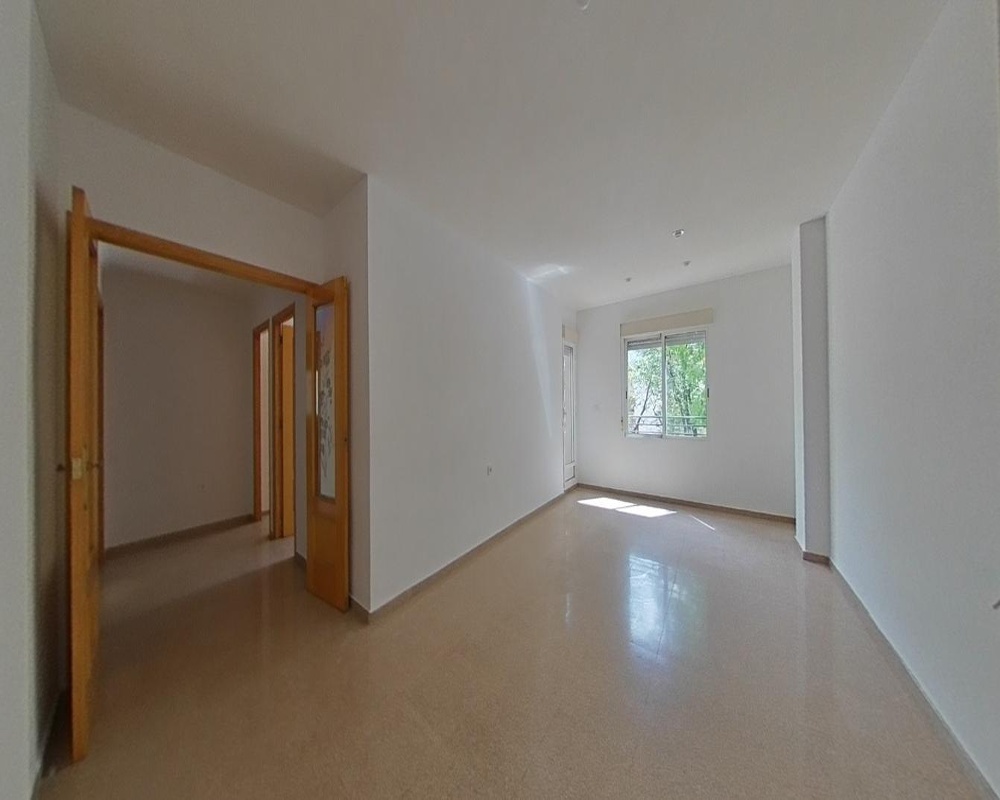 Vivienda en C/ Plutón, Elda (Alicante)