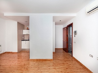 Piso en C/ Escoles 2