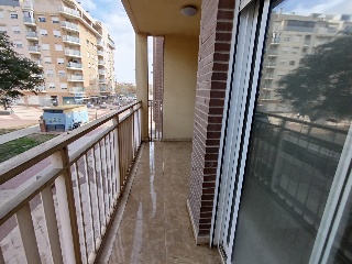 Piso en C/ Jose Antonio Camacho 10